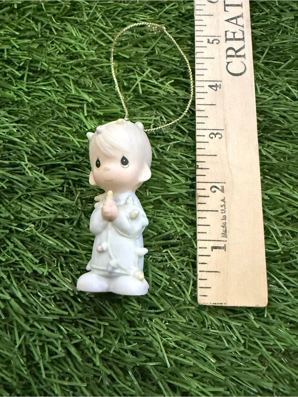 Precious Moments Vintage 1985 Holiday Ornament